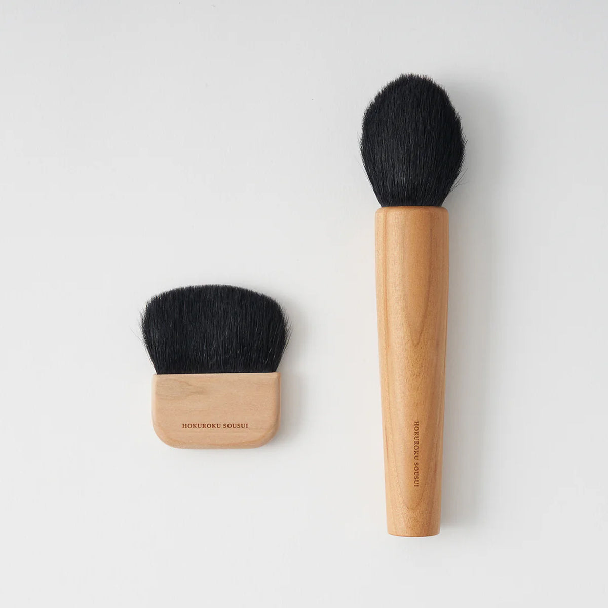 パウダーブラシ