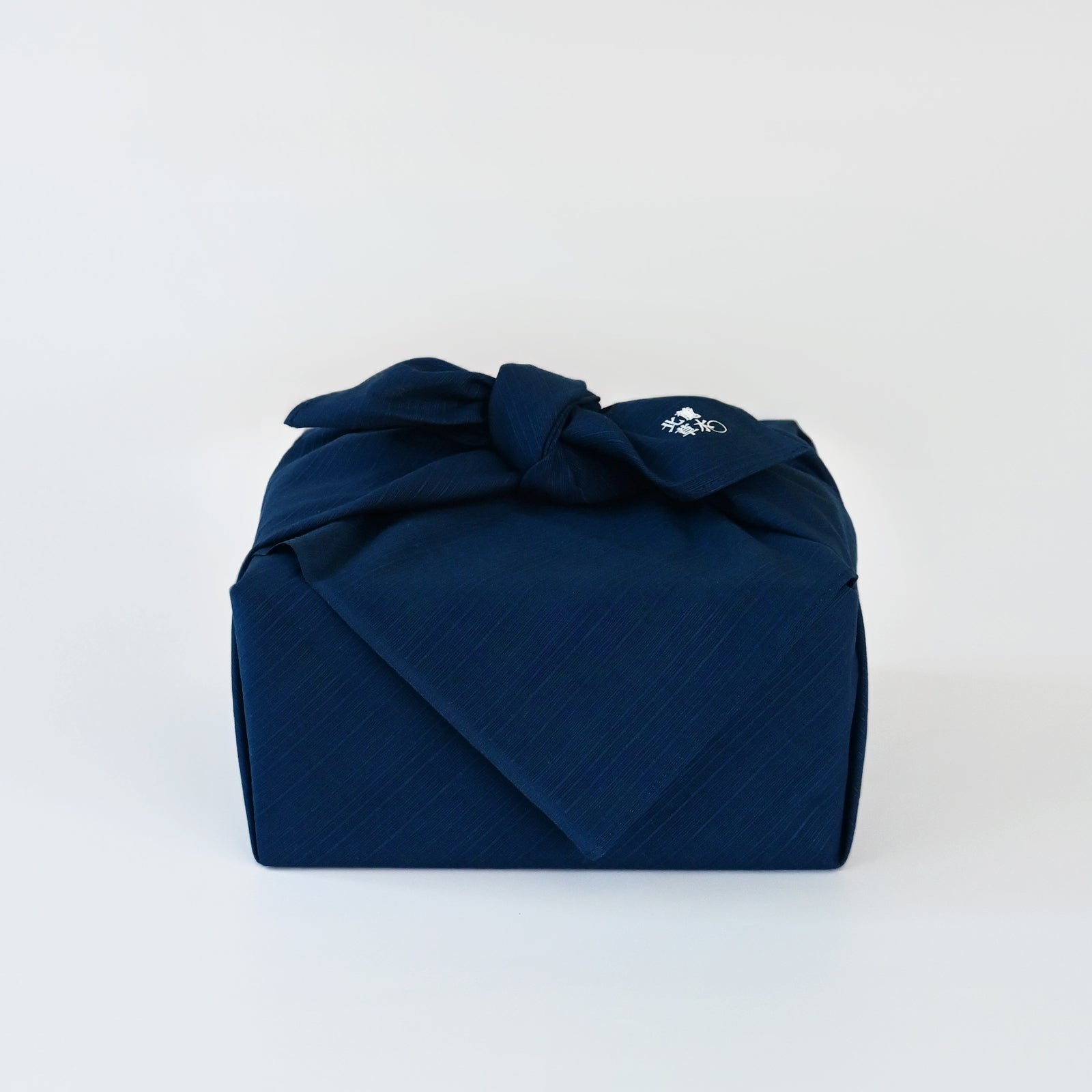 灰汁発酵建て藍染風呂敷 – 松山油脂オンラインストア