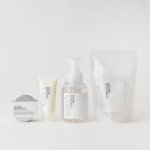 ハンドケアセット2026(L&Bハンドソープ・クリーム)<br/>※1/5以降出荷<br/>[通常価格4,900円]