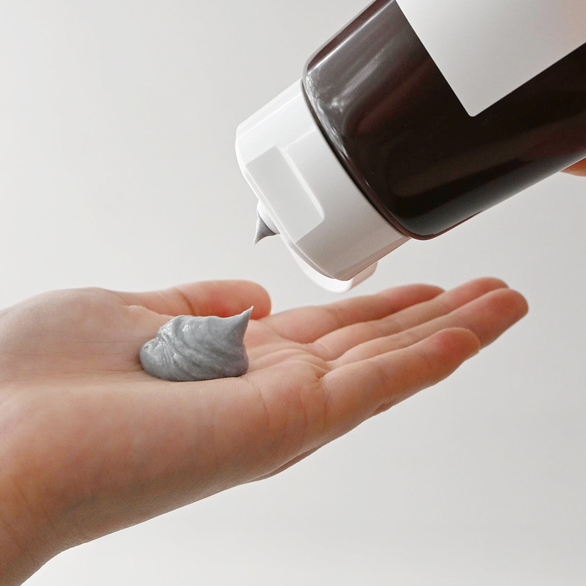 Scalp cleanser